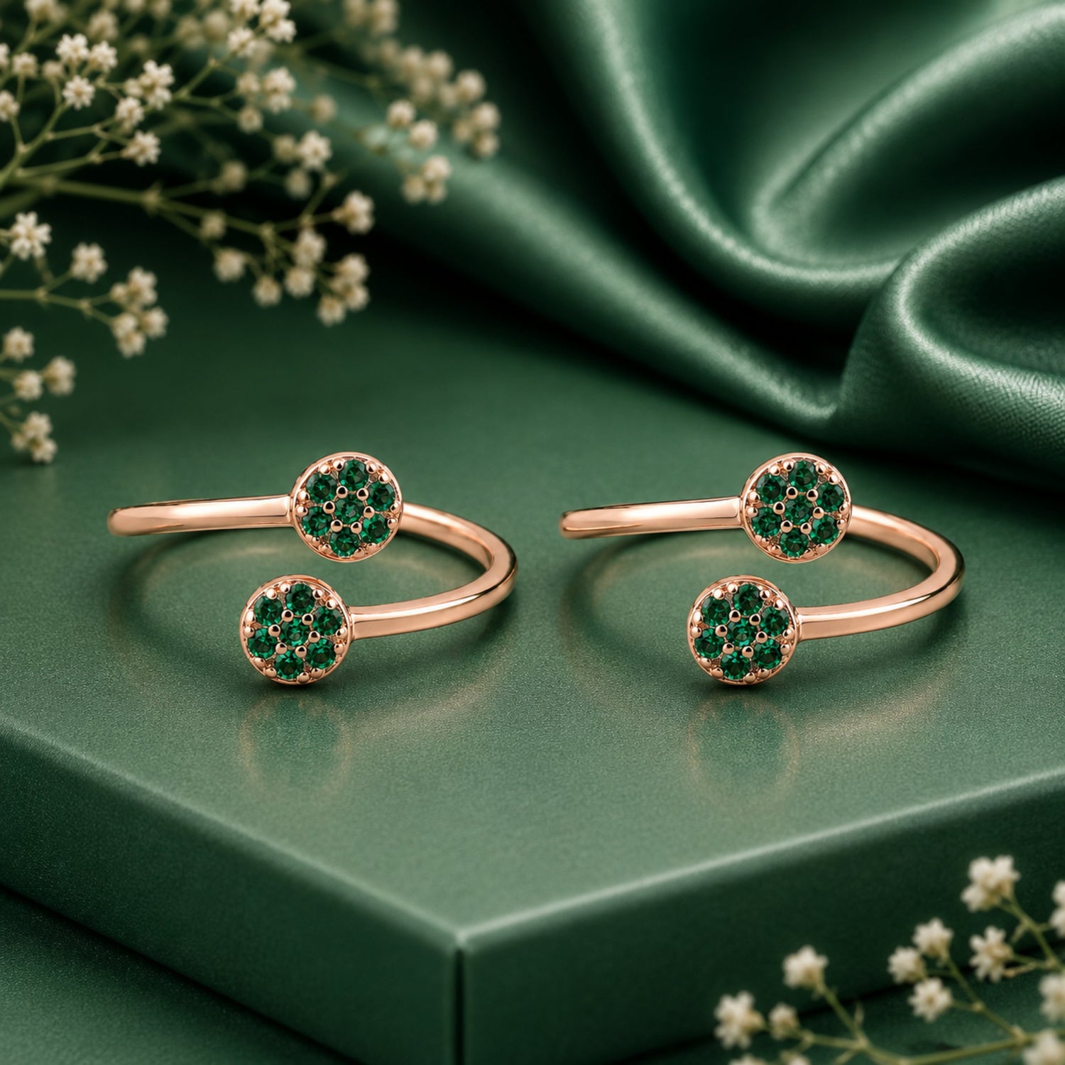 Emerald Disc Bypass Rose Gold Adjustable Toe Rings