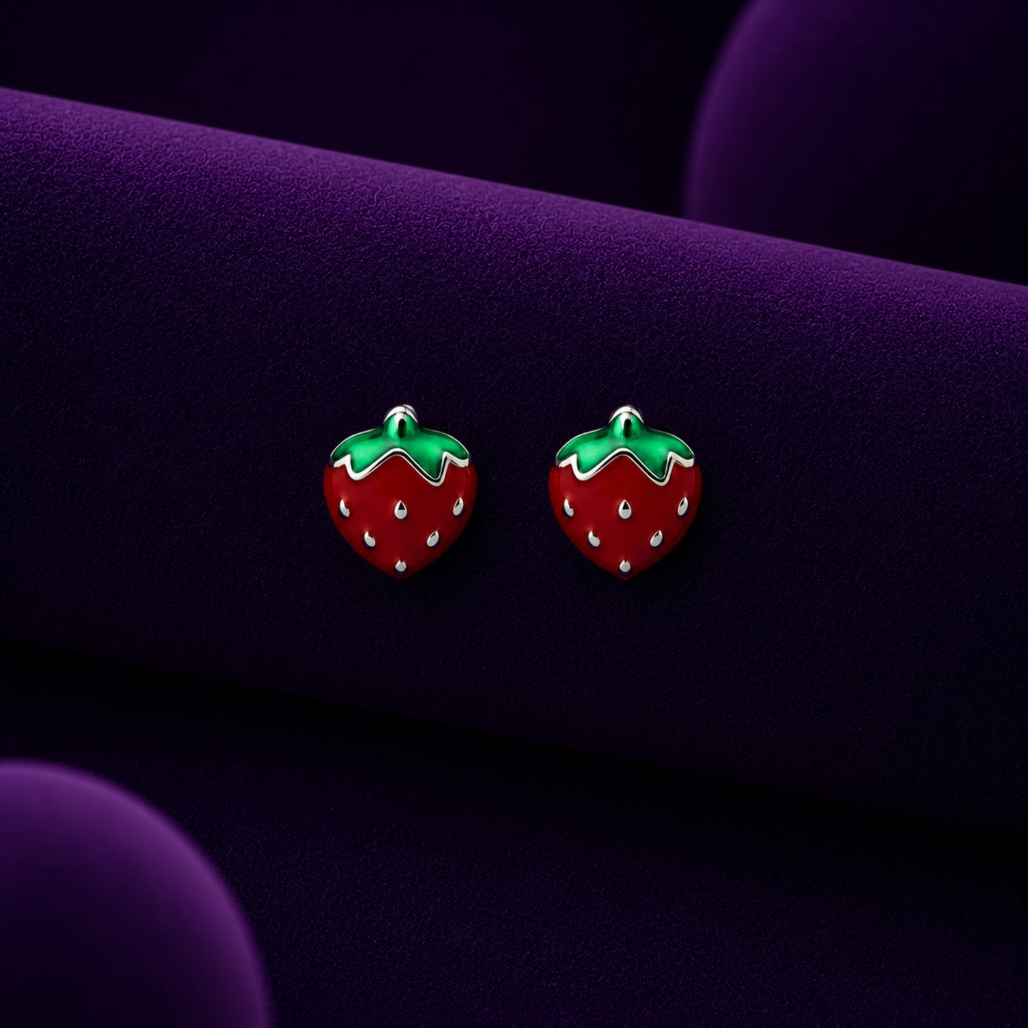 Red Enamel Heart 925 Sterling Silver Solitaire Earrings
