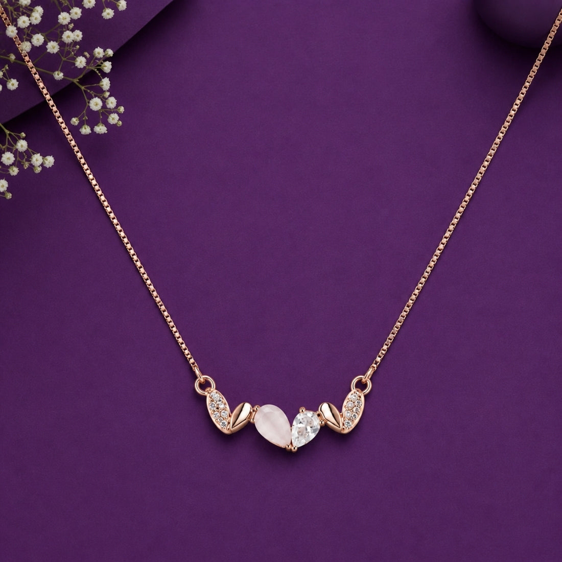 The Whispering Heart & Vine 925 Silver Pendant Chain