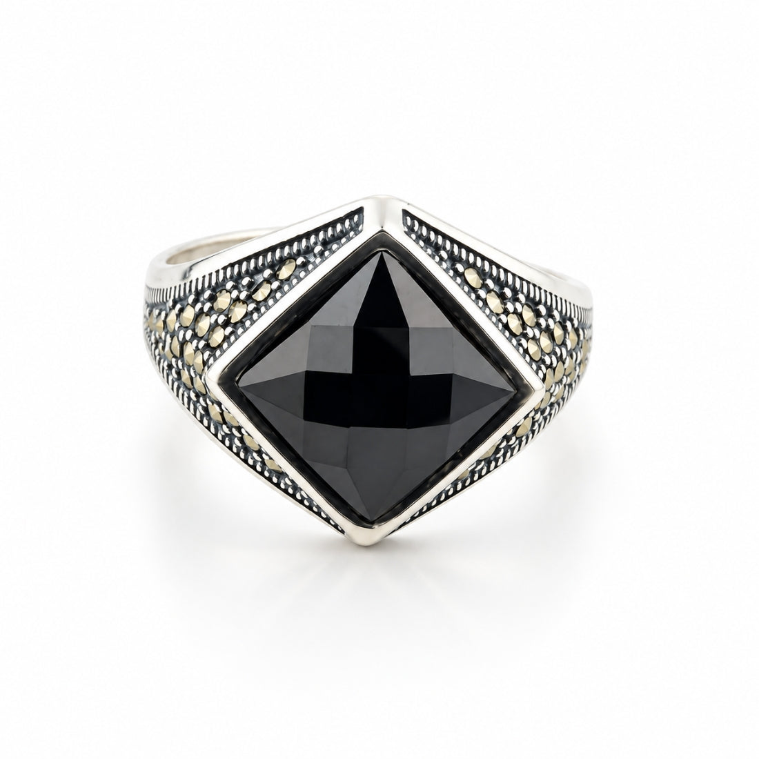 The Shadow Rhombus 925 Silver Signet