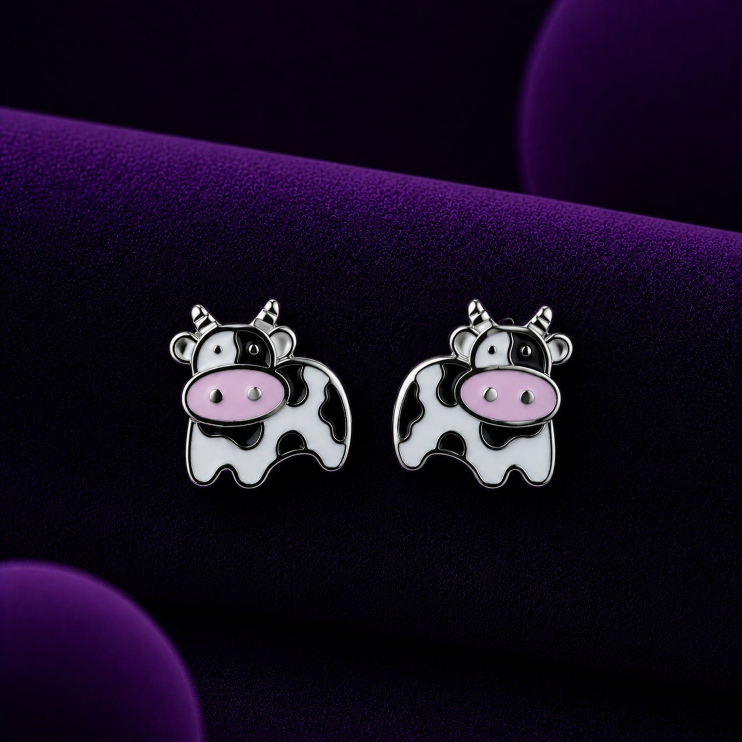 The "Moo-Moo" cow 925 Sterling Silver Stud