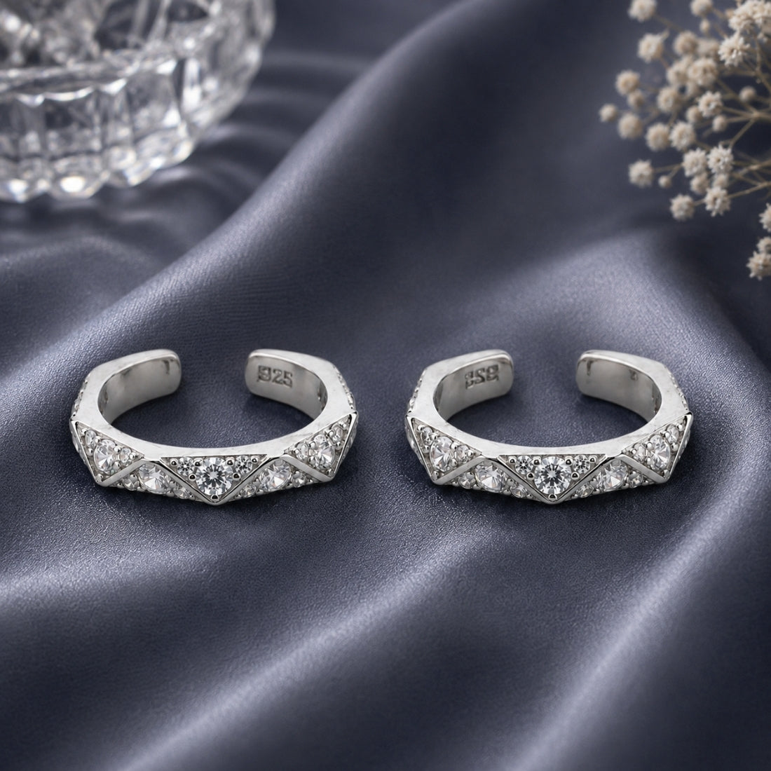 Prism Facet Crystal Chevron Toe Rings (Pair)