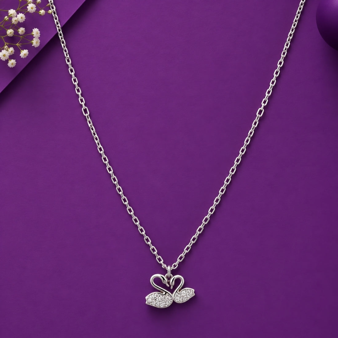 The Eternal Grace Interlocking Swan 925 Silver Chain