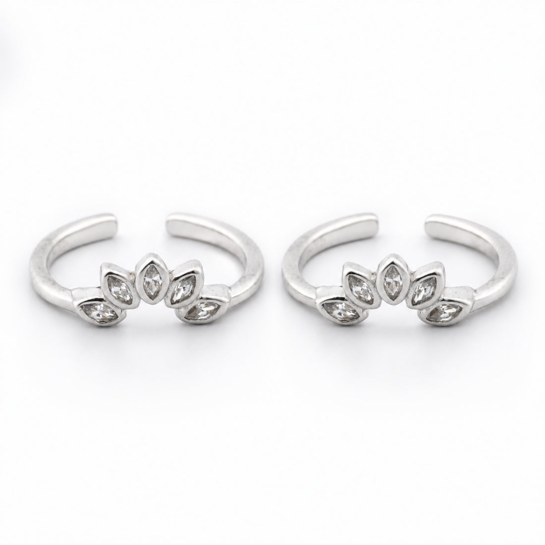 The Sia Lotus Tiara Silver Toe Rings (925 Sterling Silver Pair)
