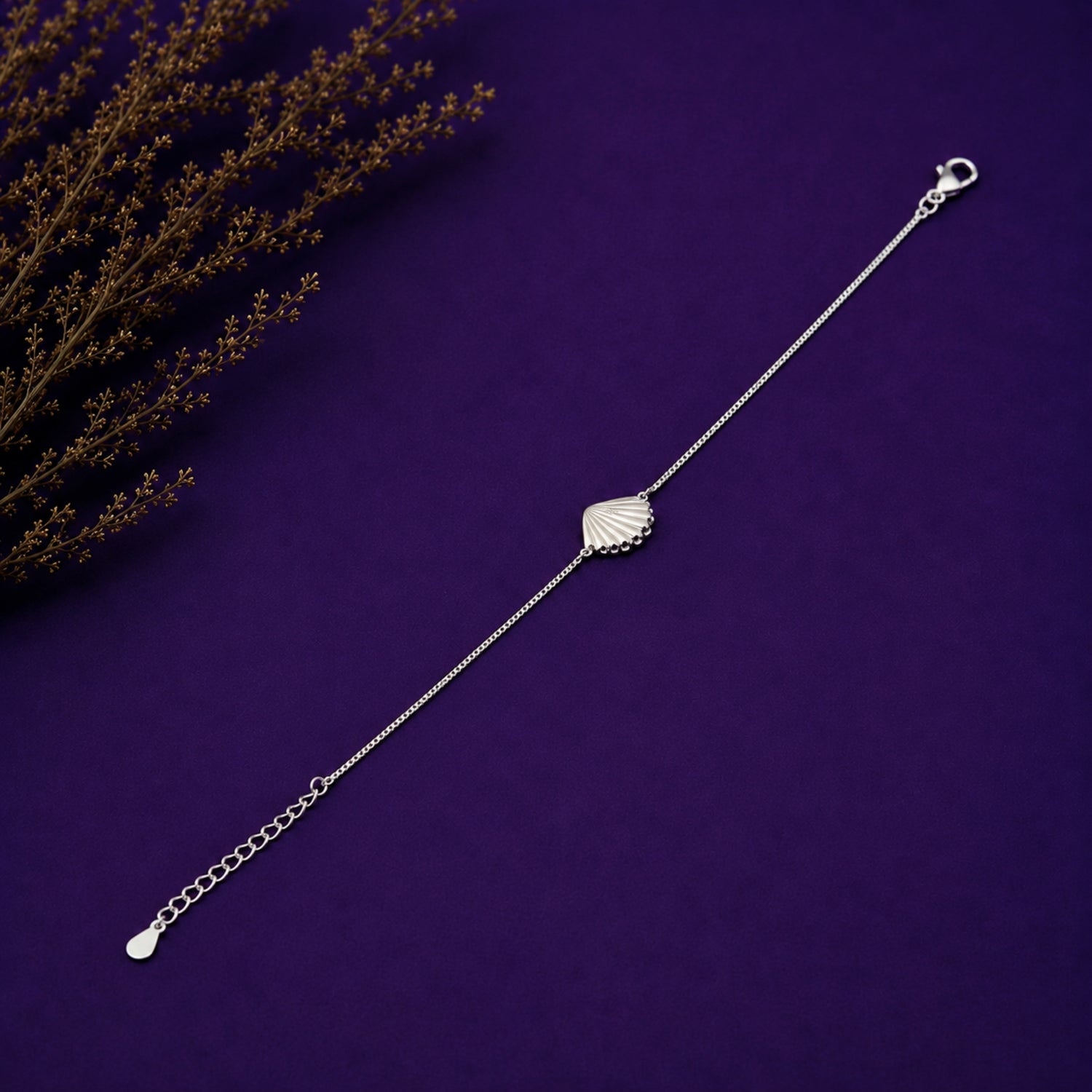The Seaside Scallop Minimalist 925 Silver Bracelet