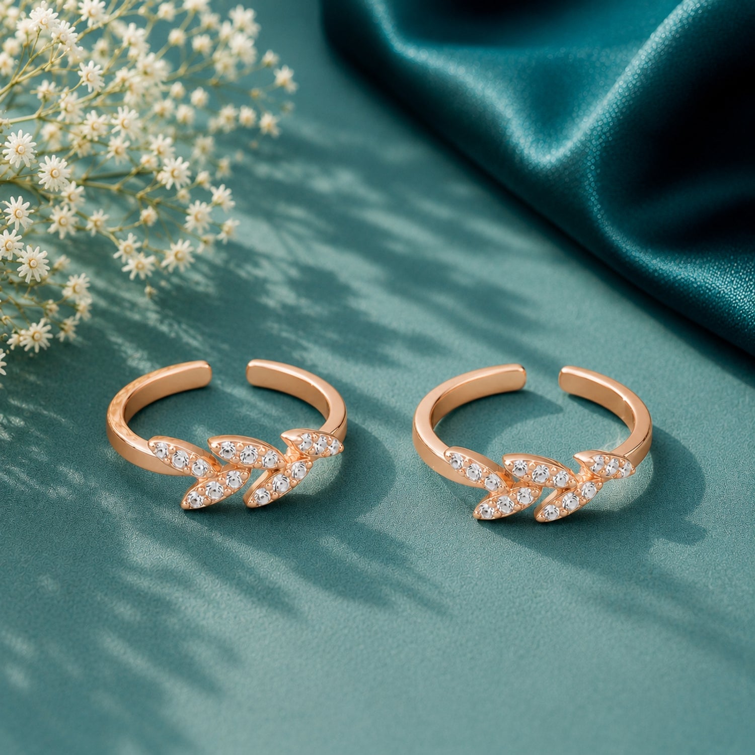 Gilded Laurel Adjustable 925 Silver Rose Gold Toe Rings