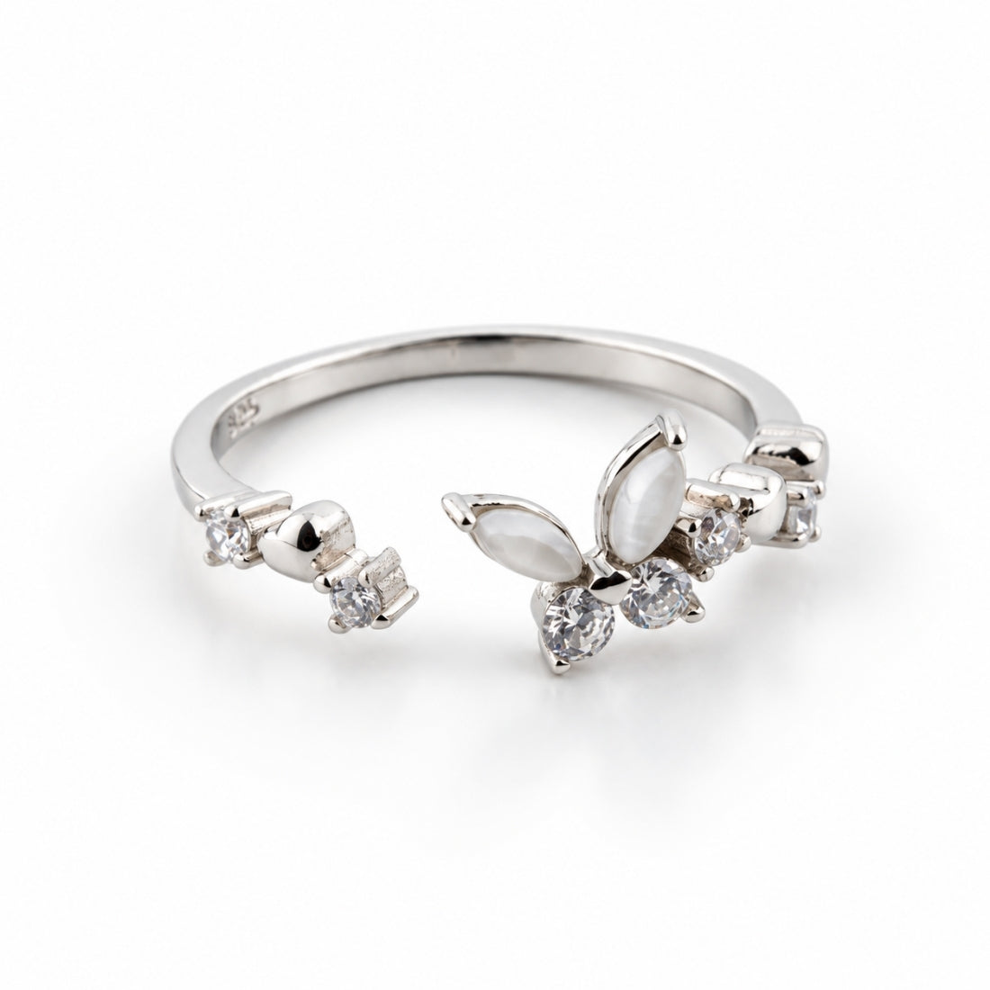 Glimmering Crystal Butterfly 925 Silver Ring
