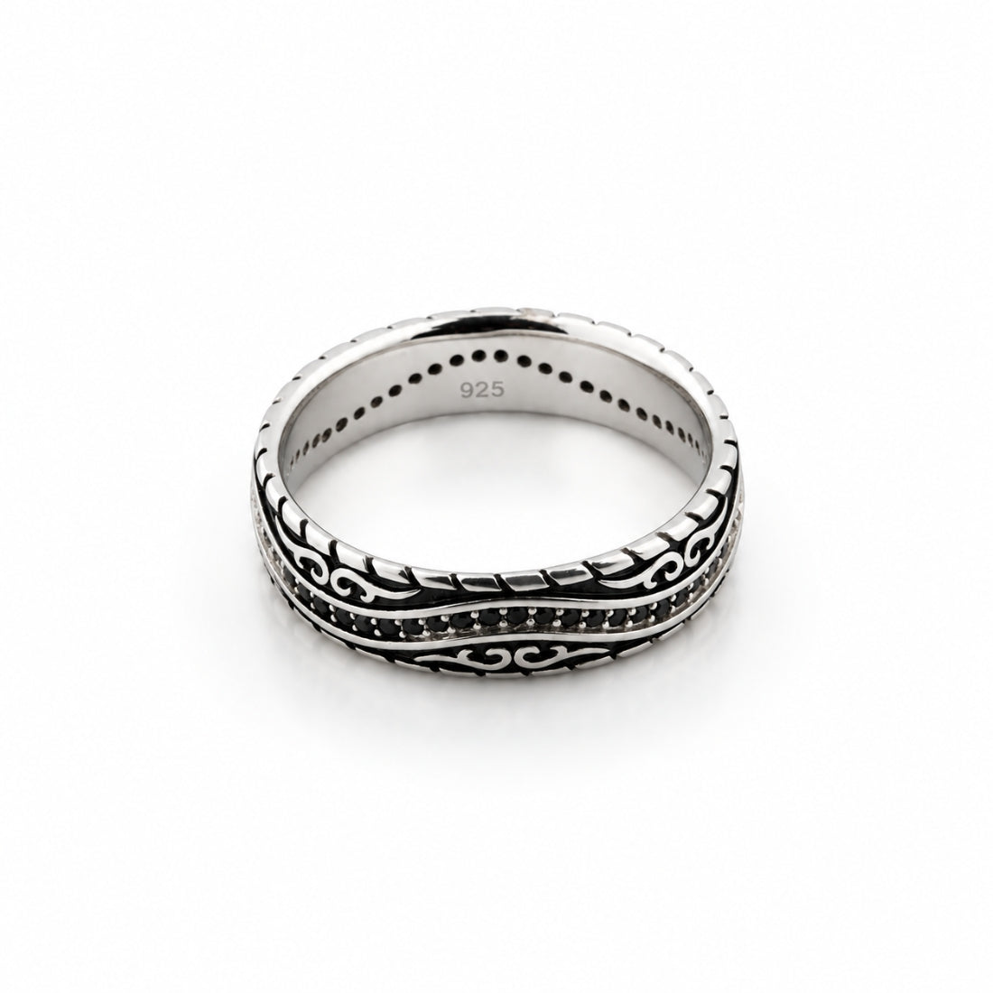 Vintage Ocean Labyrinth Black Spinel Ring