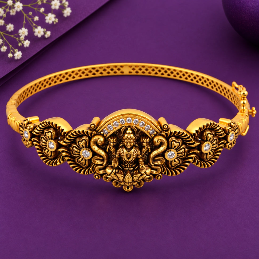 Goddess Lakshmi Arch Amulet Antique Temple Kada
