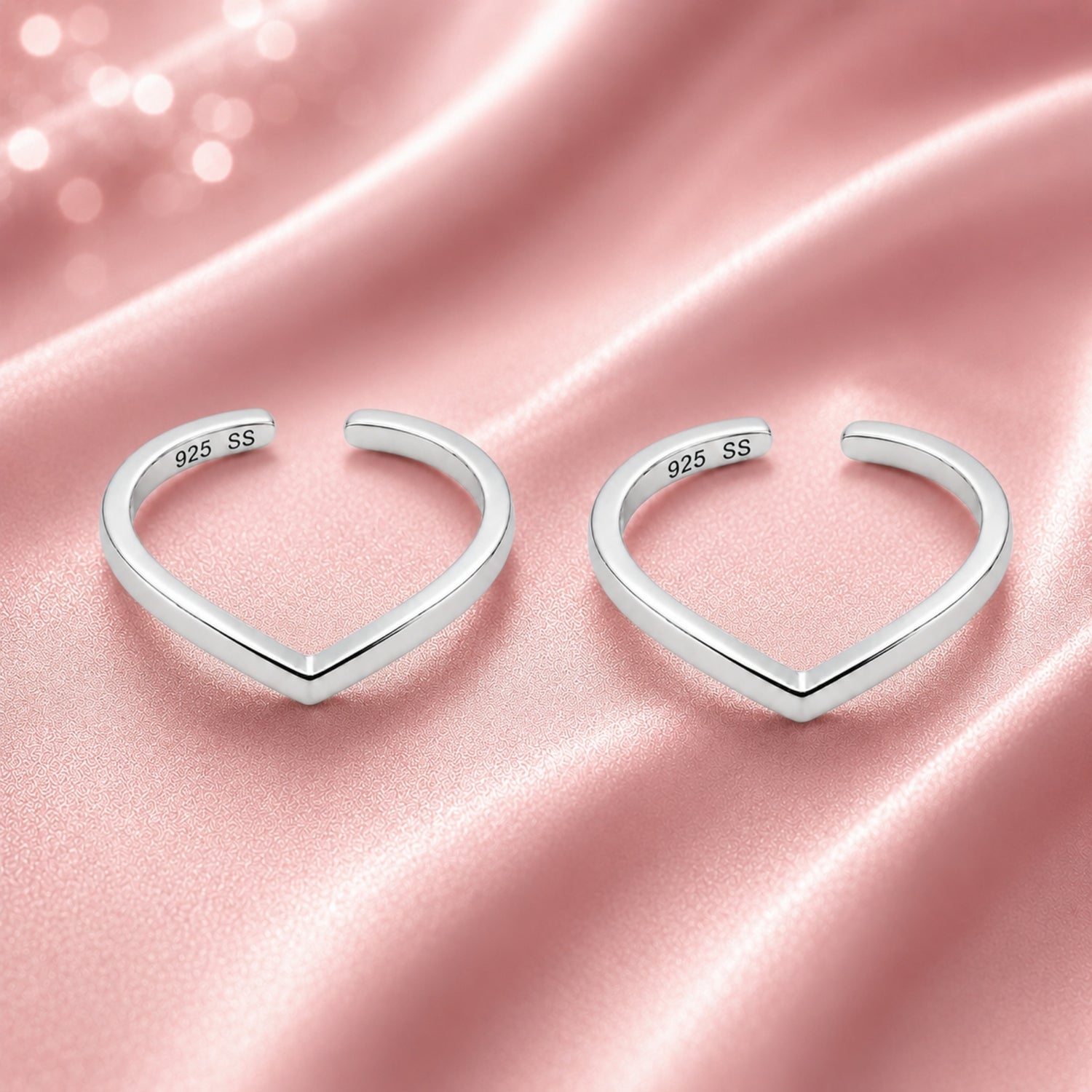 Silver Siren Chevron Adjustable Toe Rings