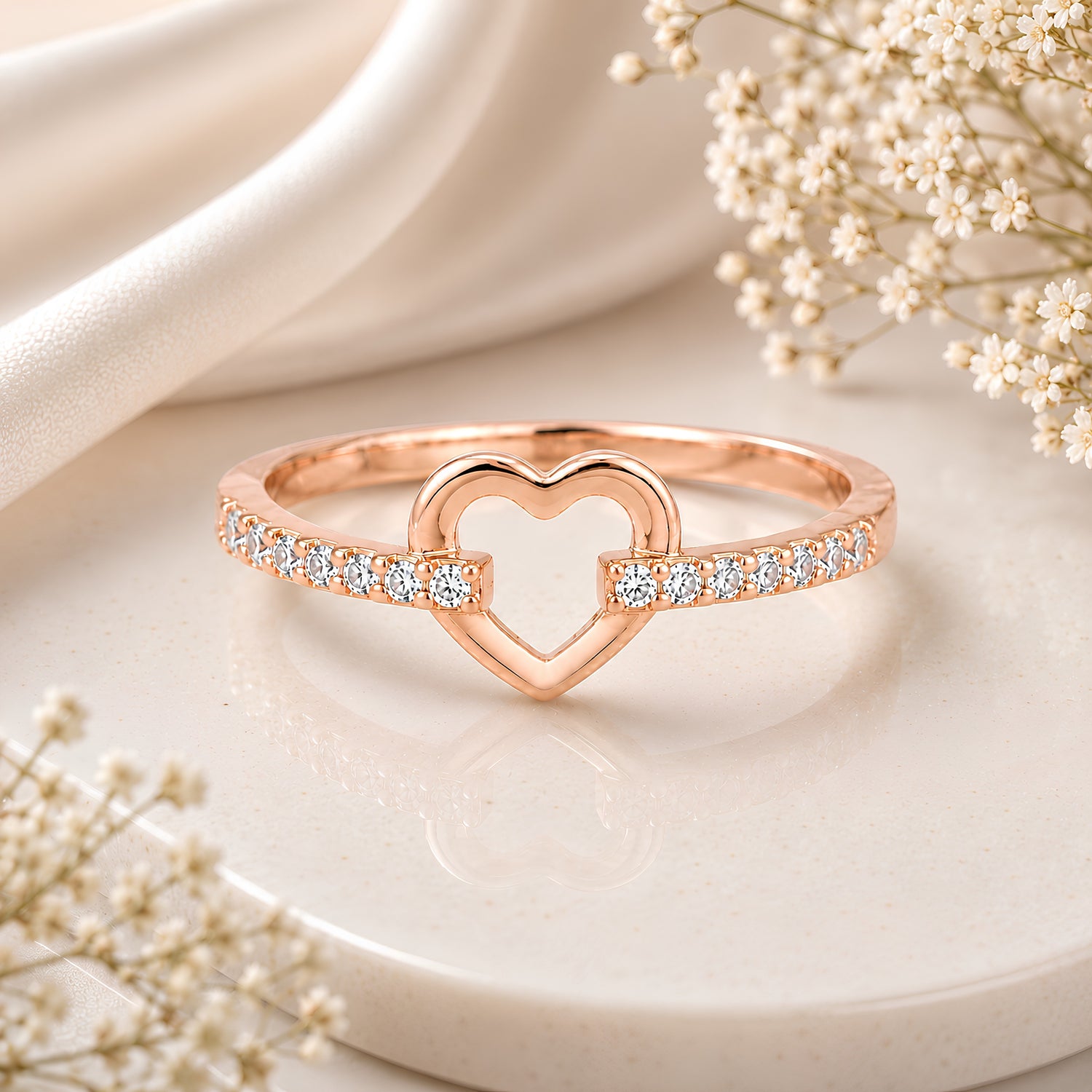 Amara 925 Silver Interlocking Heart Ring