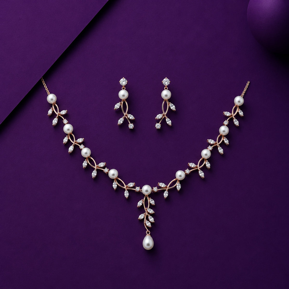 The Royal Pearl Vine Cascade Set