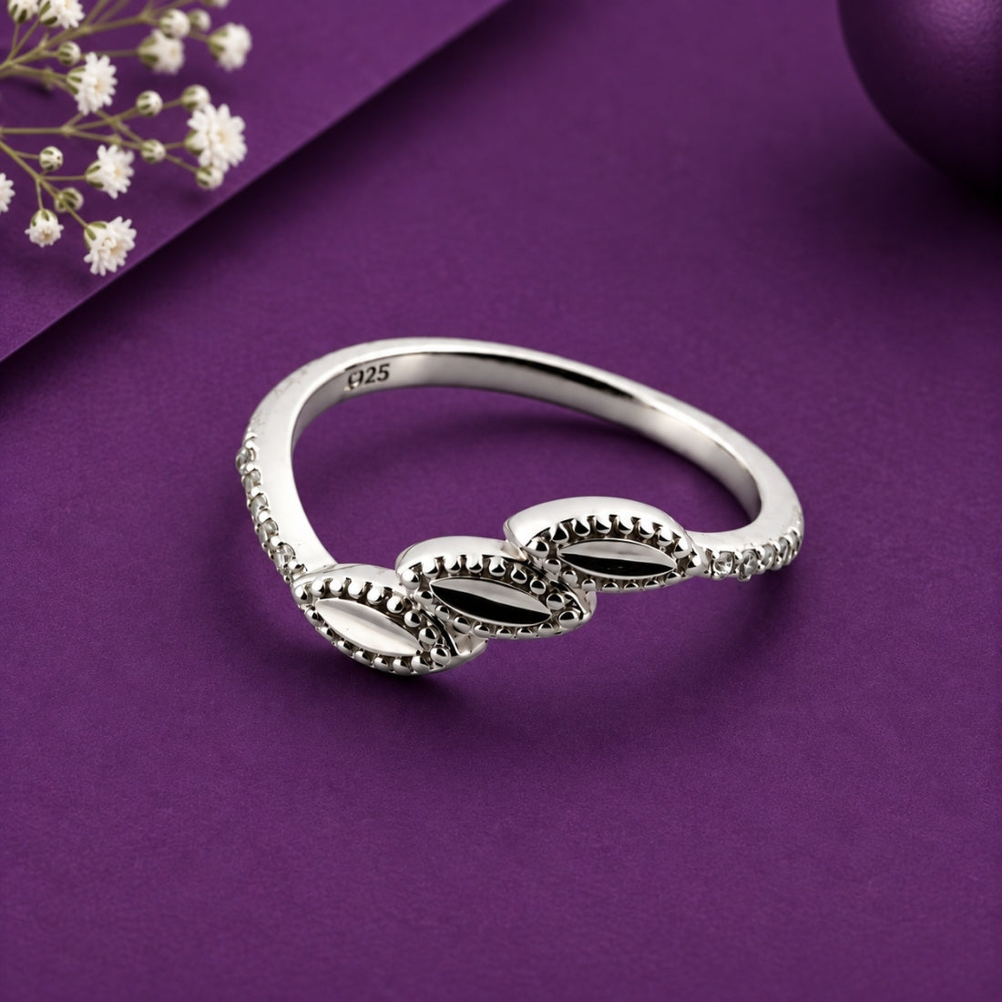 The Marquise Trinity Vintage 925 Silver Ring