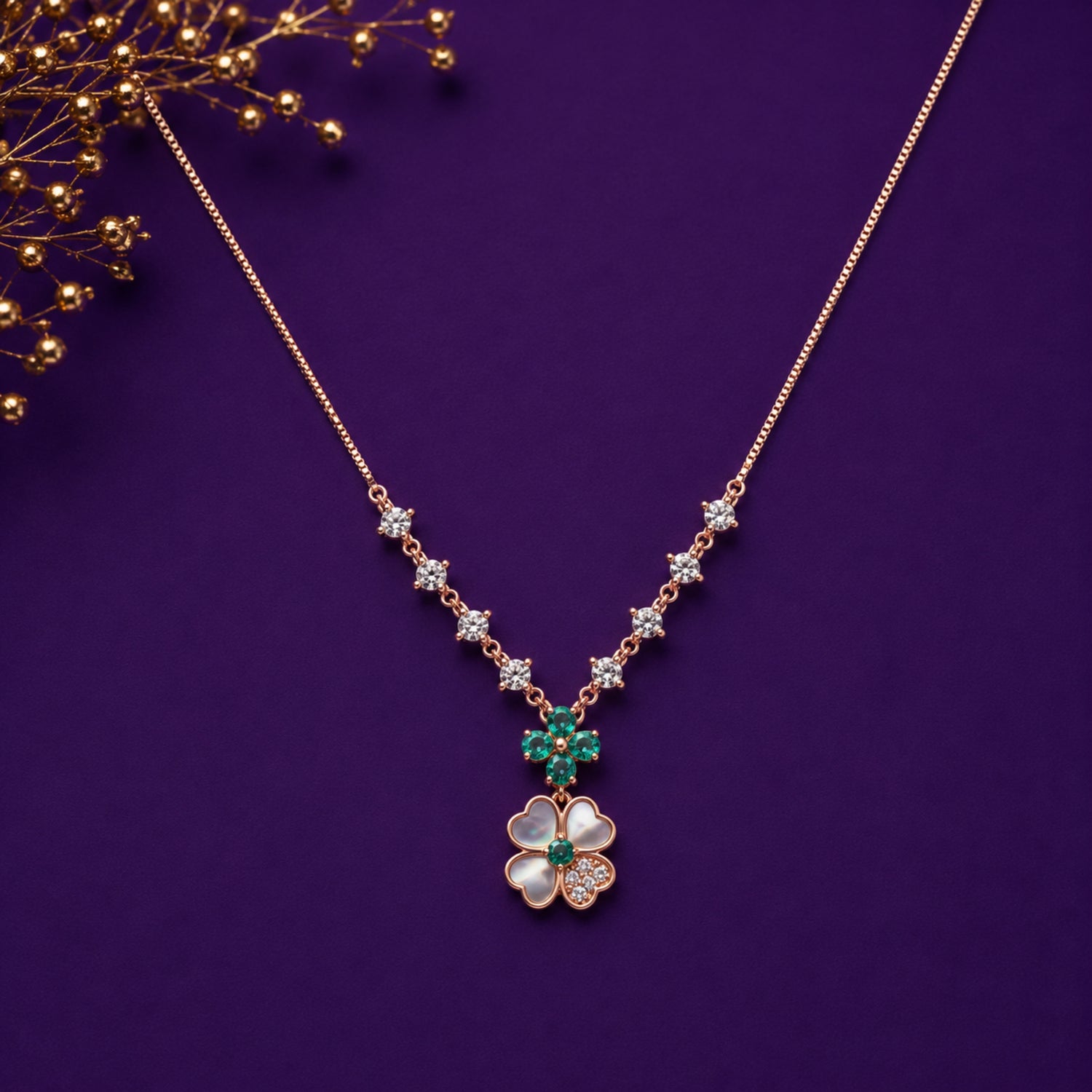 Verdant Aura Mother-of-Pearl Chain