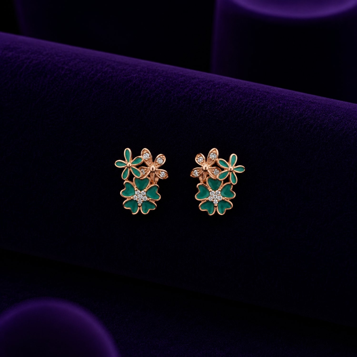 Emerald Meadow Bouquet 925 silver Studs