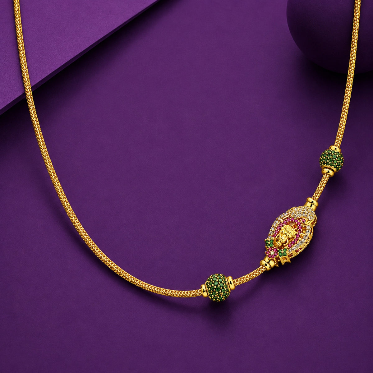 The Vinayagar Kemp & Emerald 925 Sterling Silver Mugappu Chain