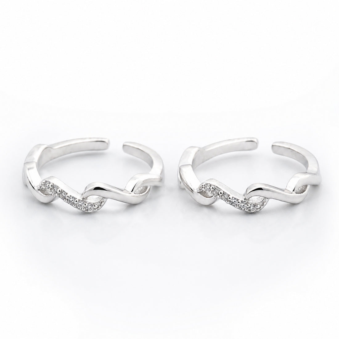 The Ananta Infinity Interlock Silver Toe Rings (925 Sterling Silver Pair)