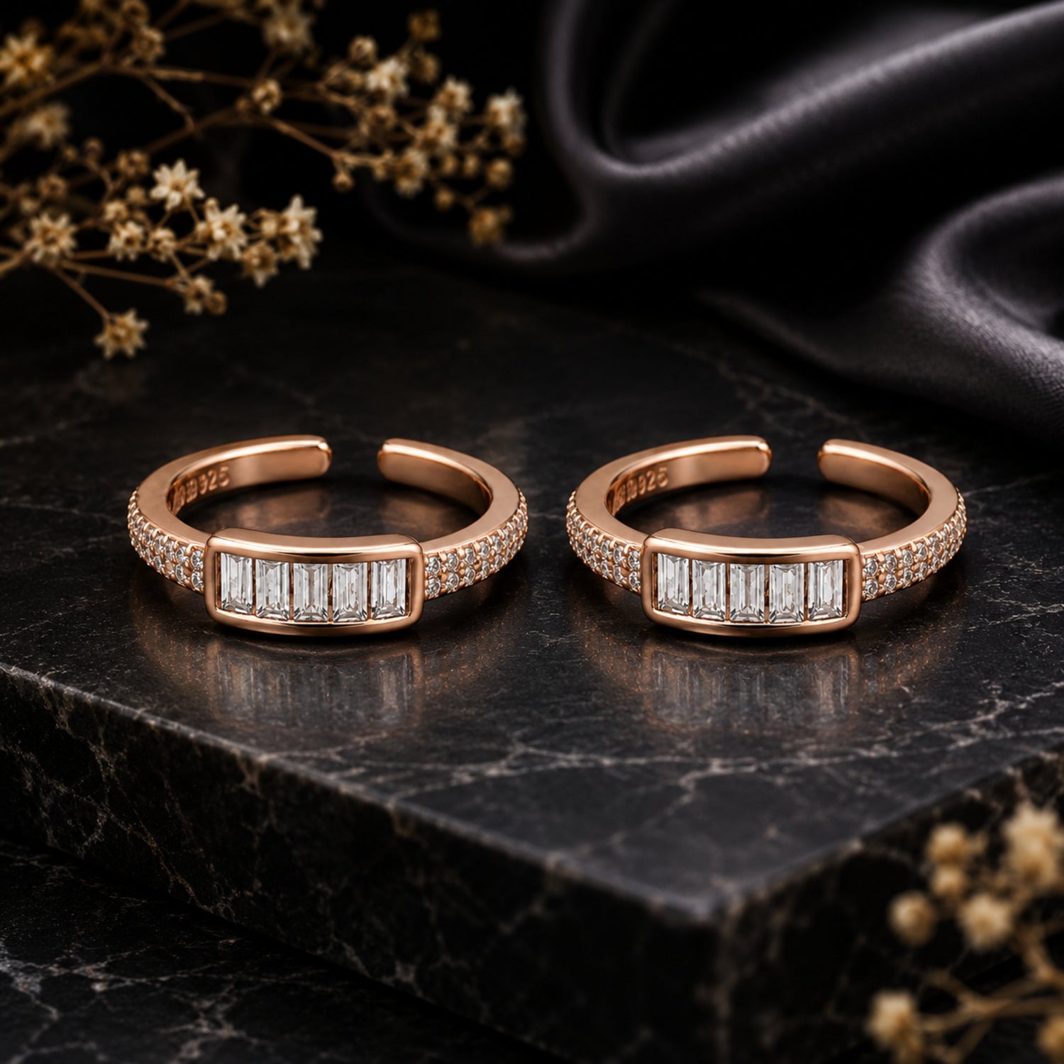 Baguette Empress Textured Rose Gold Adjustable Toe Rings