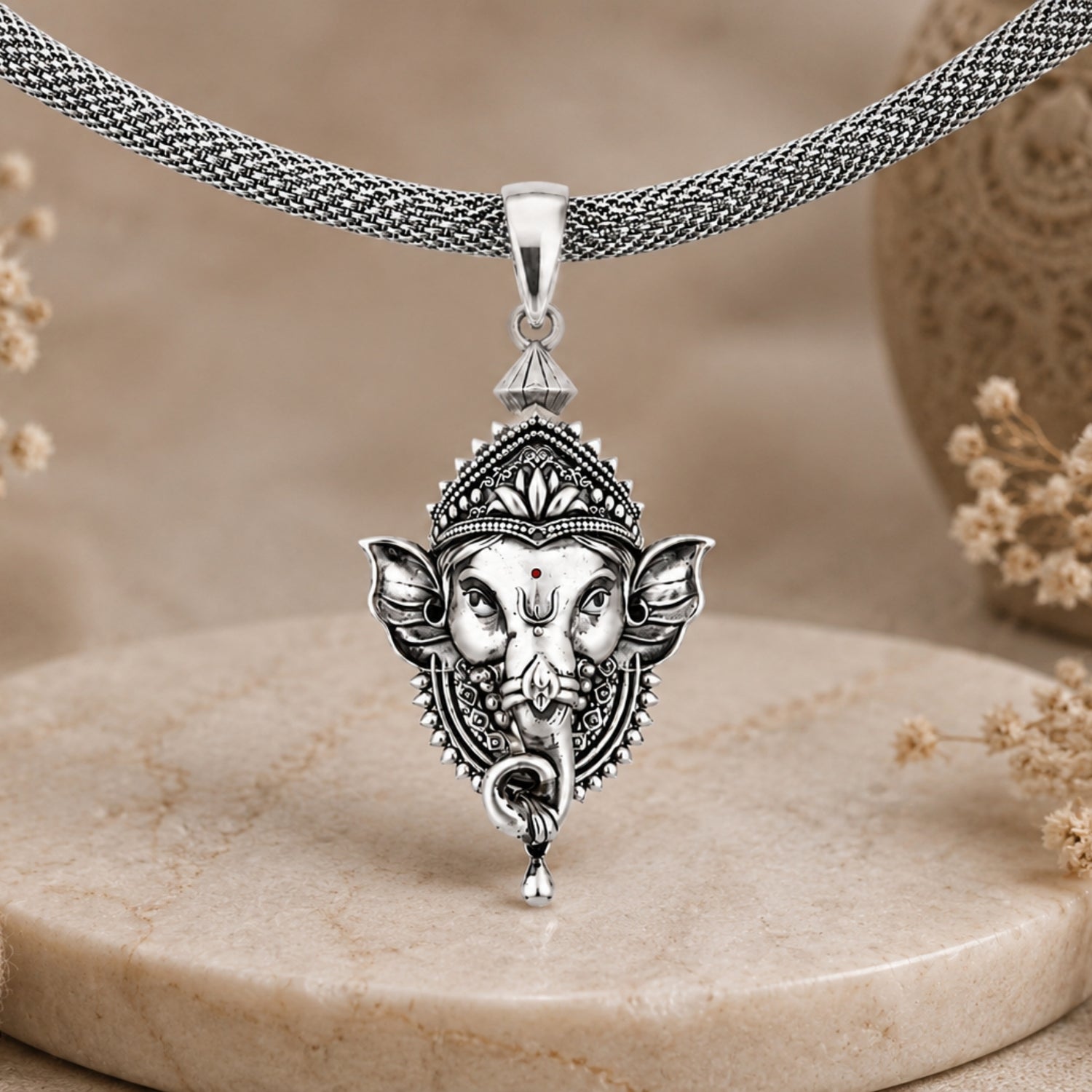 925 Sterling Silver Lord Ganesha Pendant.