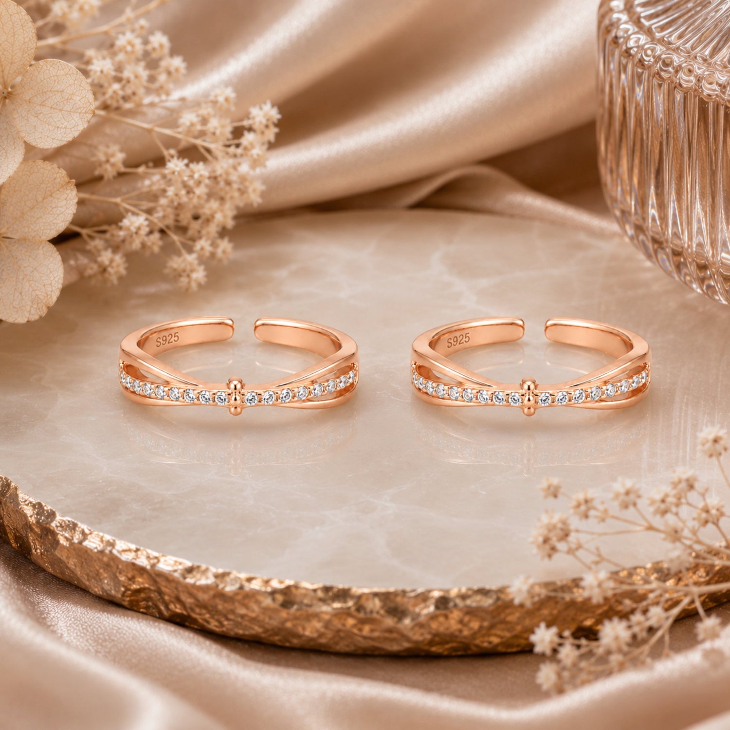 Sparkling Crisscross Rose Gold Adjustable Toe Rings