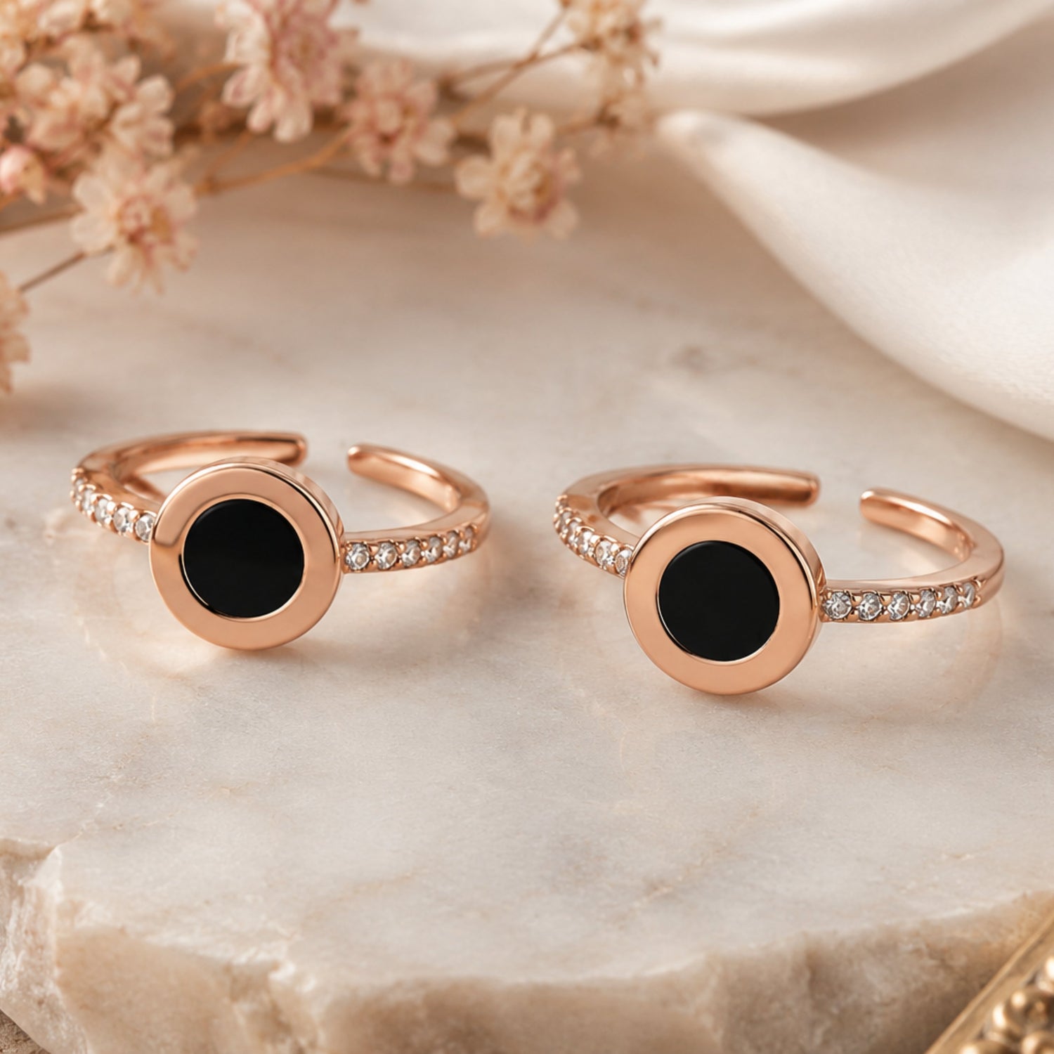 Midnight Eclipse Rose Gold Adjustable Toe Rings