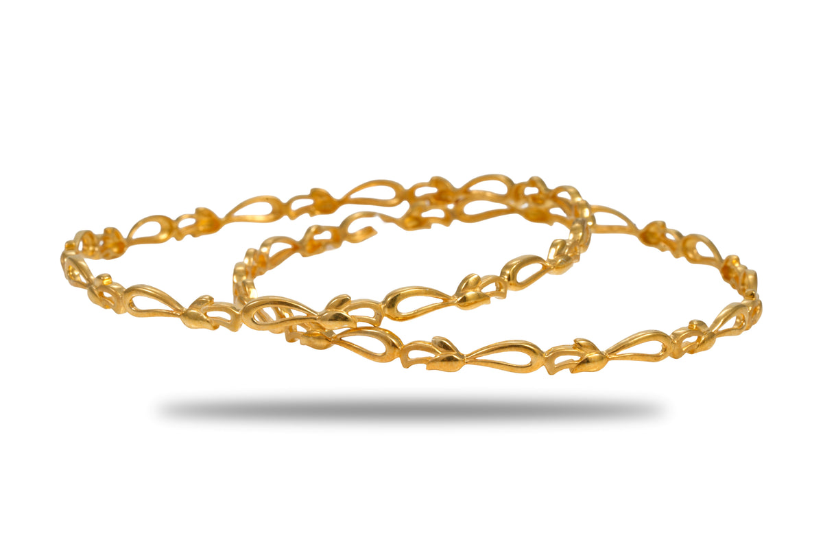 The Ananta Infinity Sleek 925 Silver Gold Plated Bangle (single)