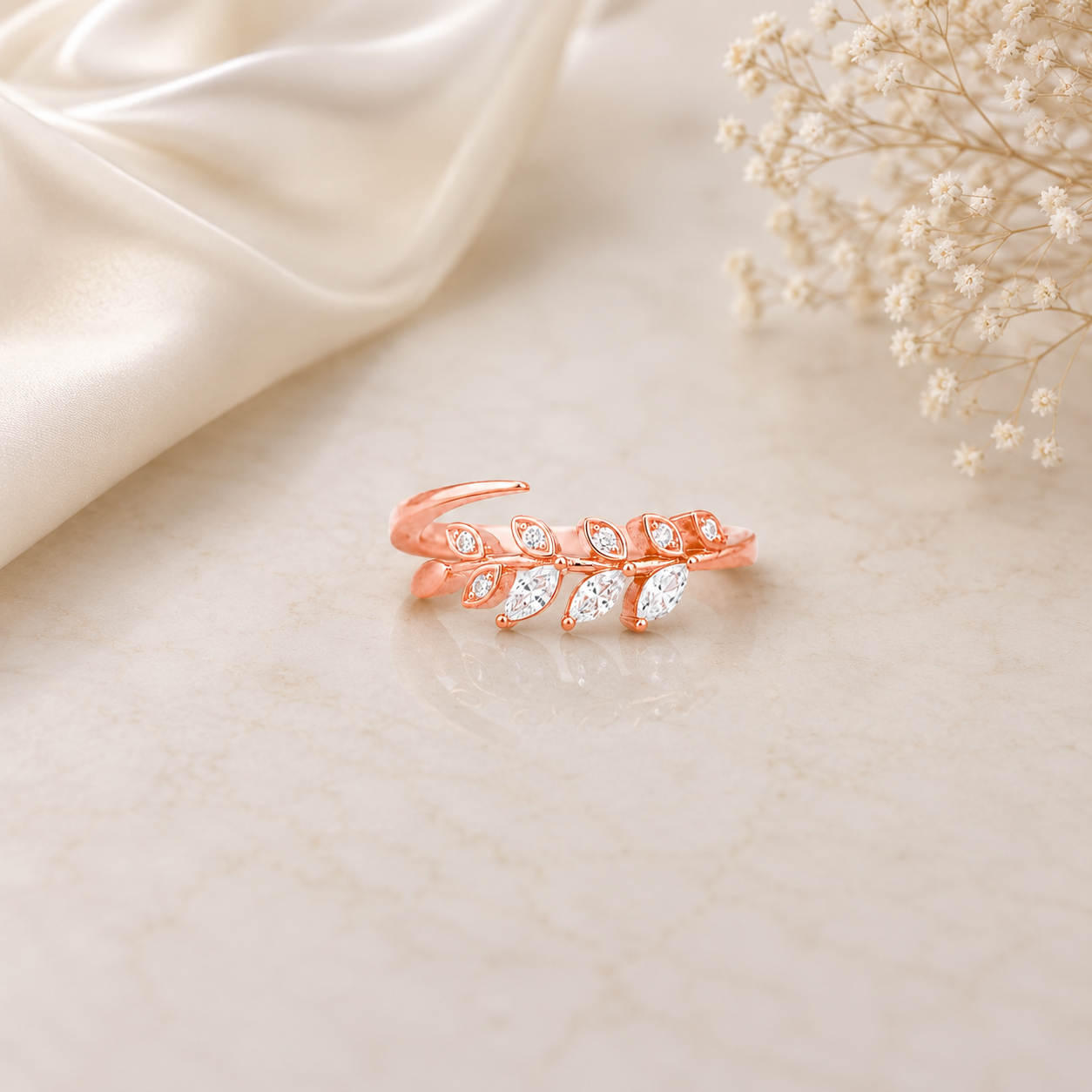 The Botanical Laurel Vine Ring