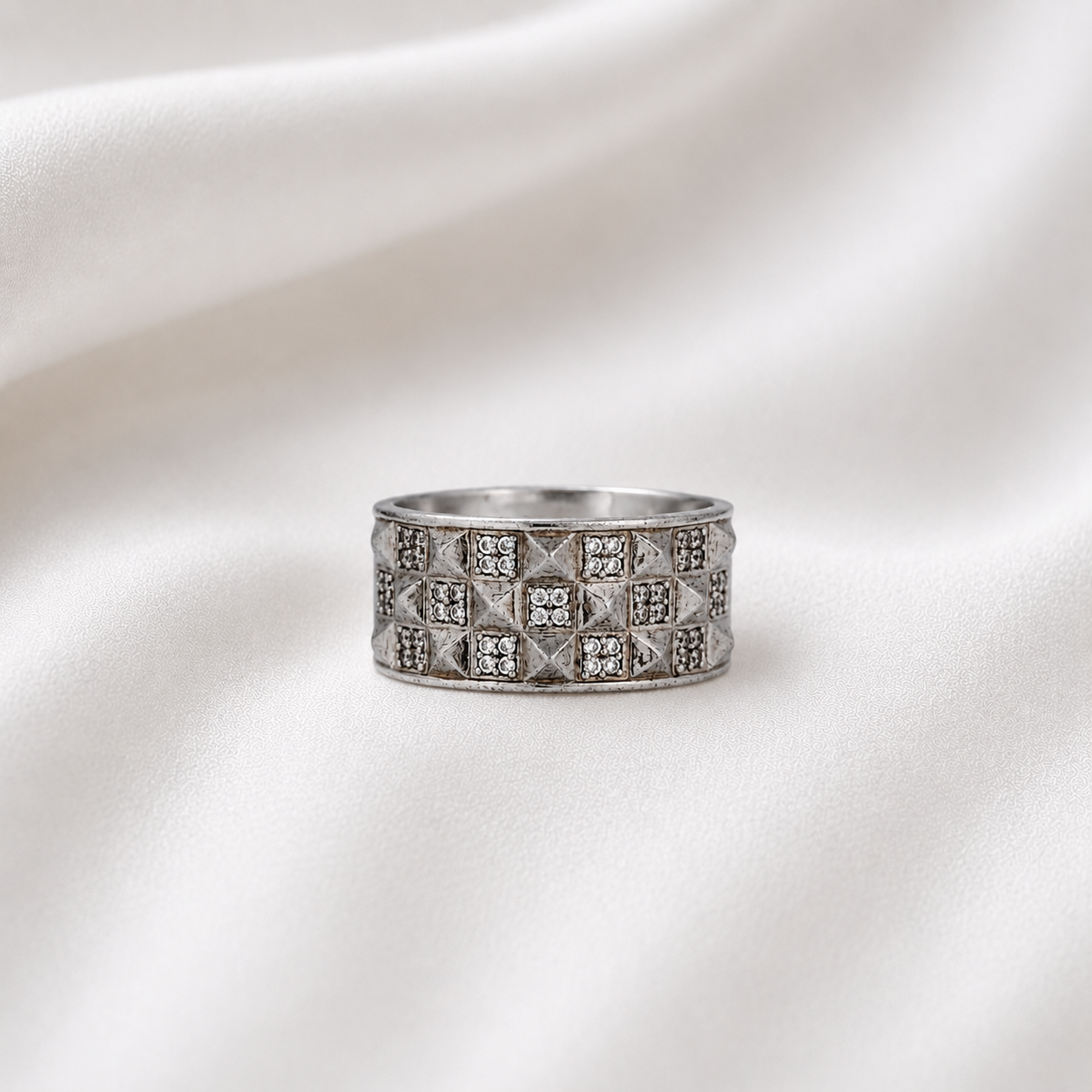 Heritage Aura Ring